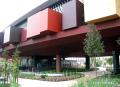 Musée du Quai Branly, kubusi na fasadi